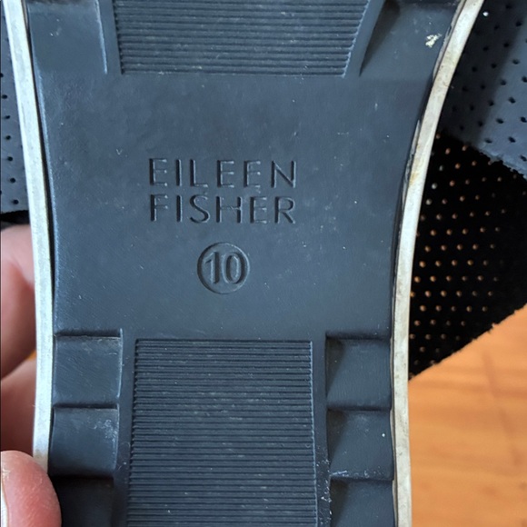 Eileen Fisher Black Perforated Sandals - Picture 5 of 5